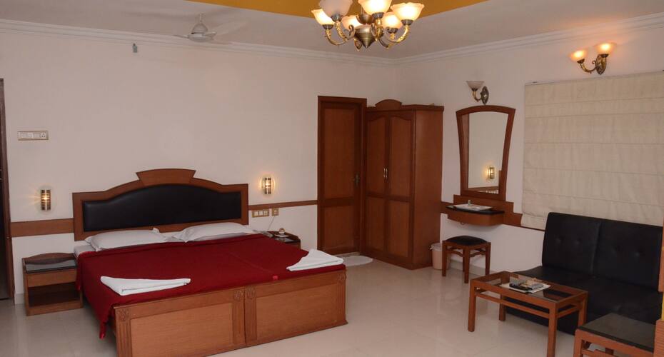 Sea Shell Residency (Opp US Consulate)., Chennai 5